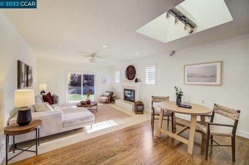 760 Citrus Ave, Concord CA  94518-2339 exterior