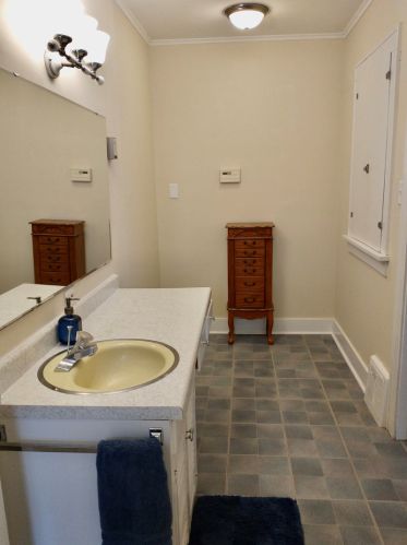 710 Amsterdam St, Bull Valley IL 60098-2307 exterior