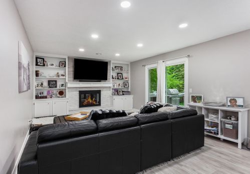 4675 Blue Grass Dr, Grand Rapids MI 49546-6231 exterior