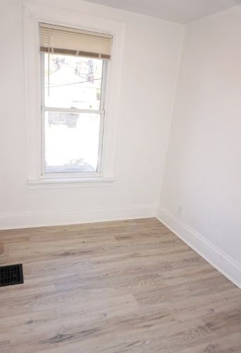 2236 Woodstock Ave, Pittsburgh PA 15218-2636 exterior