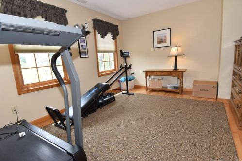 3 Ajellos Farm Rd, Seymour CT 06483-2363 exterior