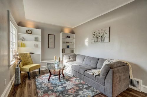 5808 38th St, Milwaukee WI  53209-4024 exterior