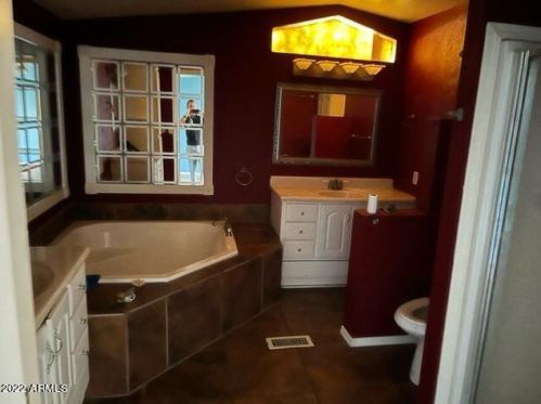 18238 21st Pl, Phoenix AZ  85022-1450 exterior