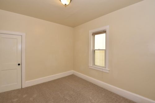 1734 65, Milwaukee WI 53213-4021 exterior