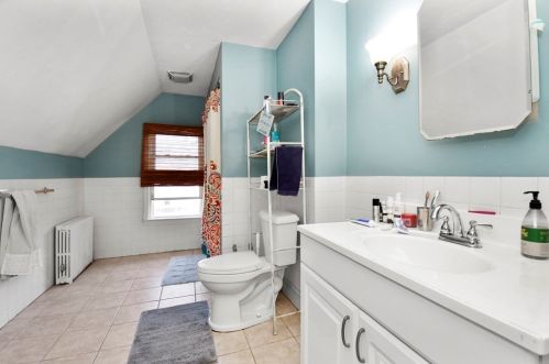 38 Union St, Woburn MA 01801-4257 exterior