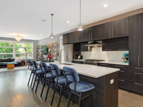 1629 Miller St, Chicago, IL 60608-2366