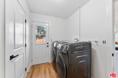 1837 Las Lanas Ln, Fullerton CA  92833-1814 exterior