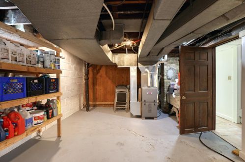 2338 61, Milwaukee WI 53219-2135 exterior