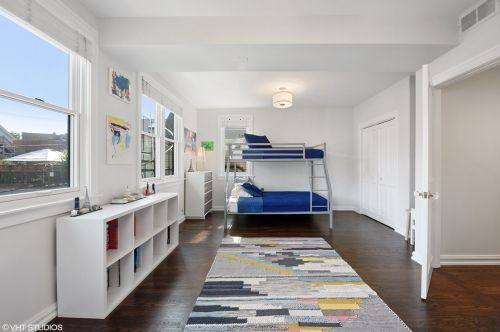 1321 Nelson St, Chicago IL 60657-3103 exterior