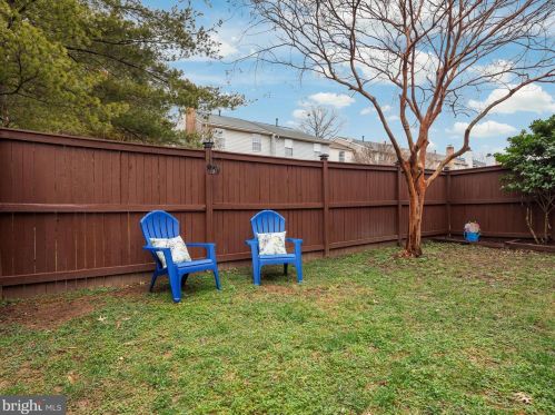 6070 Alexander Ave, Alexandria VA  22310-4382 exterior