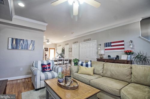 1630 Midland Rd, Edgewater MD 21037-2421 exterior