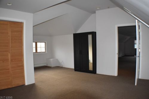 38 Passaic Ave, Paterson NJ 07506-1433 exterior