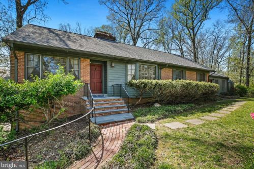 14816 Claude Ln, Silver Spring, MD 20905-5536