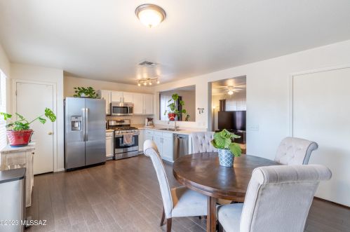 2183 Mcconnell Dr, Tucson AZ  85710-8091 exterior