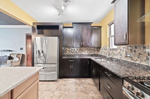 2019 19 Ave, Broadview IL 60153-1723 exterior