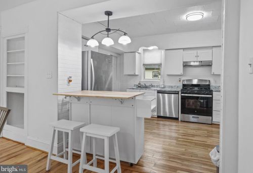 2162 37 St, Camden NJ 08110-2208 exterior