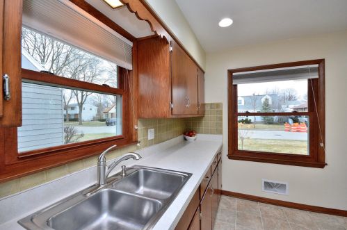 1000 111, Milwaukee WI 53214-2358 exterior