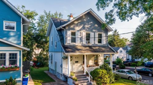 320 Becker St, New Brunswick, NJ 08904-2523