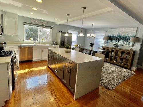 89 Andover St, Peabody, MA 01960-3140