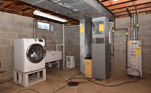 4631 68, Milwaukee WI 53220-3917 exterior