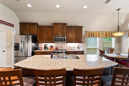 161 Frst Hts Ln, Montgomery TX 77316-2807 exterior