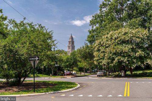 205 Commonwealth Ave, Alexandria VA 22305-2829 exterior