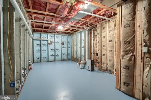 43 Midway Farms Ln, Lancaster PA 17602-2671 exterior