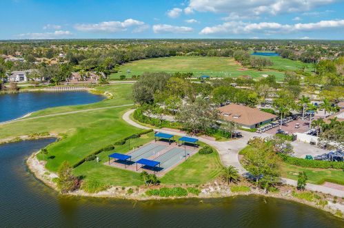 4188 Brynwood Dr, Naples FL 34119-8413 exterior