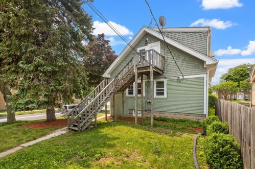 3002 76th St, Milwaukee, WI 53219-2829