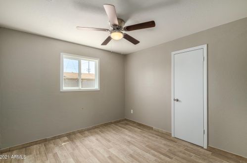 2932 47th Ave, Phoenix AZ  85031-3640 exterior