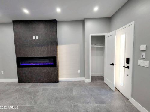 10637 16 Ave, Phoenix AZ 85021-7924 exterior