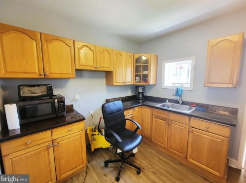 3835 Marshall St, Philadelphia PA  19140-3215 exterior