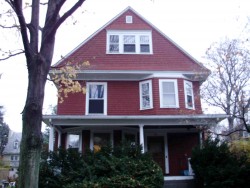 19 George St, Newton, MA 02458-2308