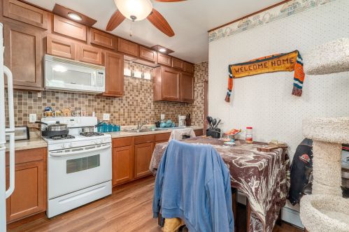 403 Nicholson St, Joliet IL 60435-7014 exterior