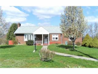 1514 Charlton Heights Rd, Moon Twp PA  15108-3014 exterior