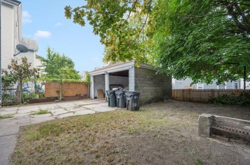 30 Ruggles St, Providence RI 02908-3614 exterior