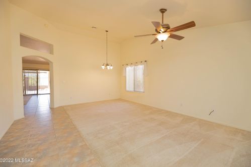 11887 Centaurus Pl, Tucson, AZ 85737-3456