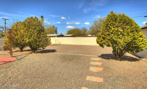 2711 Linden St, Tucson AZ 85719-3631 exterior