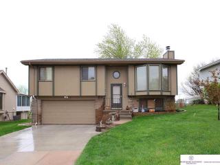 13409 Chandler St, Omaha NE  68138-6175 exterior
