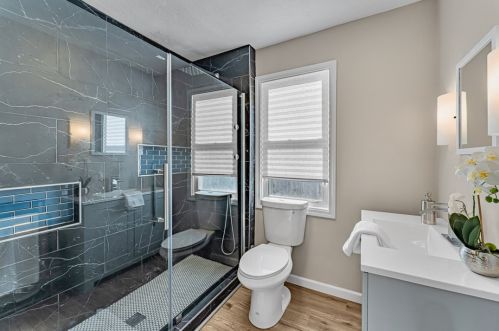 1314 Bellaire Pl, Pittsburgh PA  15226-1830 exterior