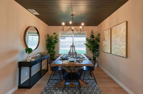 18155 Mariposa Ave, Riverside CA 92508-9614 exterior