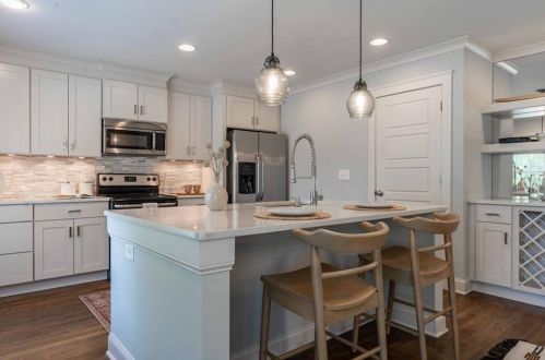 1472 Glenwood Ave, Atlanta GA  30316-2076 exterior