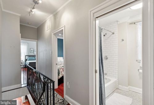 208 Mckean St, Philadelphia PA 19148-2646 exterior