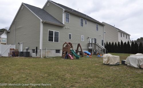 1532 Sommerell Ave, Lacey NJ 08731-3456 exterior