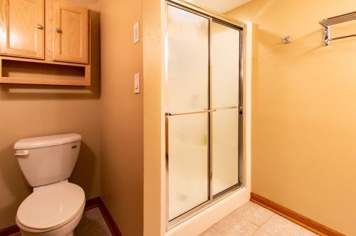 5070 Brookdale Dr, Milwaukee WI exterior