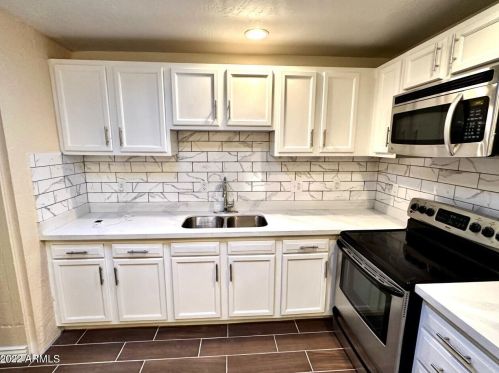 4525 49th Dr, Phoenix AZ  85031-1313 exterior