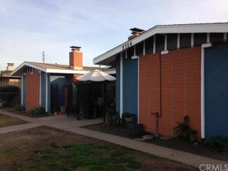 2324 Iris Ct, Fullerton CA  92833-4301 exterior