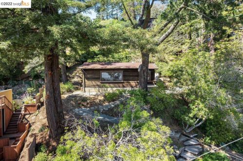 157 Panoramic Way, Berkeley CA 94704-1832 exterior