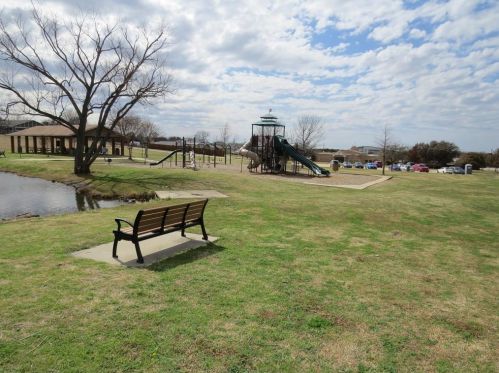 4733 Crawford Dr, Frisco TX 75056-1640 exterior