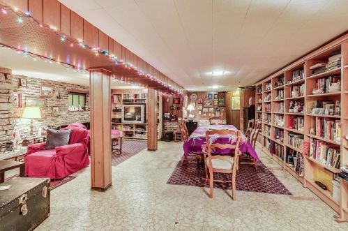 6207 Moody Ave, Chicago IL 60638-4313 exterior